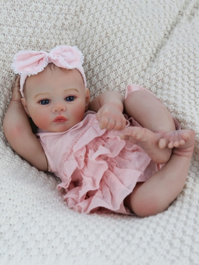 Фото: Силиконовая кукла Реборн девочка Мика, 45 см-3 Силиконовая кукла Реборн девочка Мика, 45 см-3